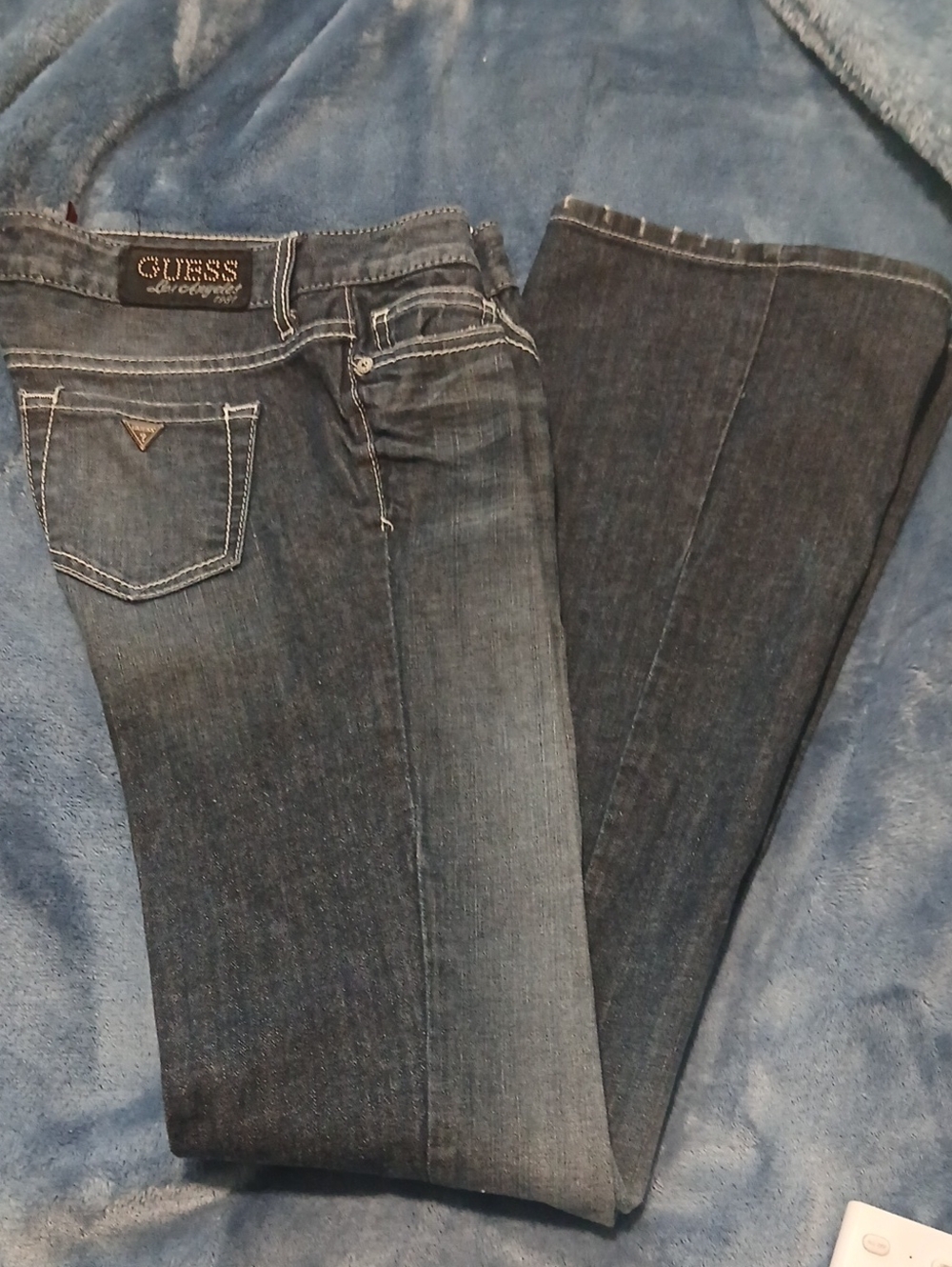 GUESS Women's Los Angeles Dark Denim Flare Jeans - Picture 1 of 3